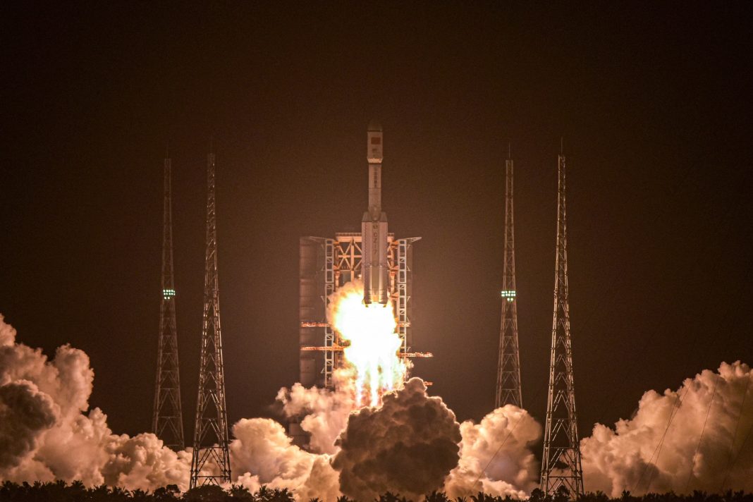 China is sending a cargo ship loaded with equipment for the future space station

