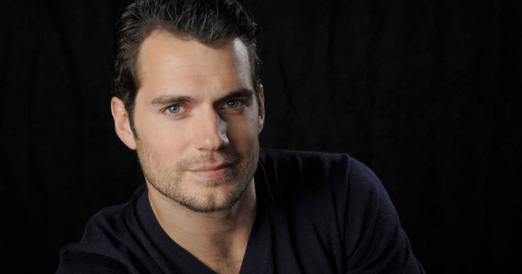 Henry Cavill will work with director John Wake to reproduce the movie Highlander

