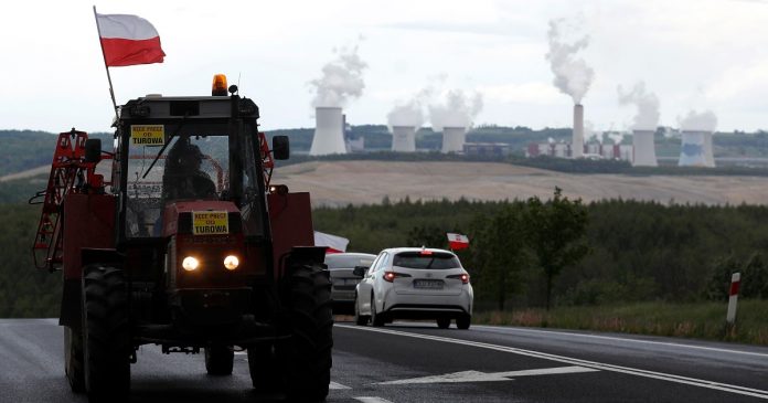 Poland plays for its face (and EU money) at Turów coal mine: Court of Justice calls for lockdown, Warsaw resists

