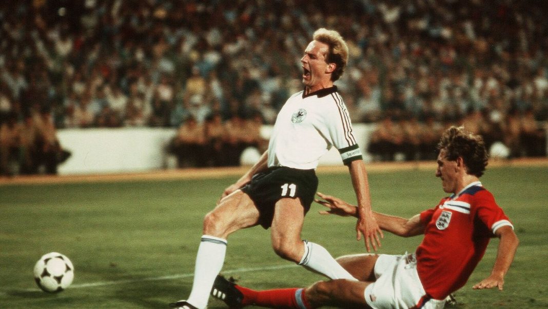 Germany and England 1982: Seasonal loud voices from Baderborn

