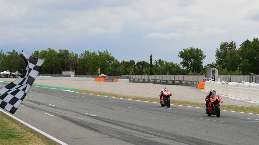 Catalan Grand Prix: Johan Sarko stumbles over Miguel Oliveira, Fabio Guardiola kicked off stage

