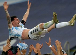 Lionel Messi finally defeated Brazil and was crowned with Argentina

