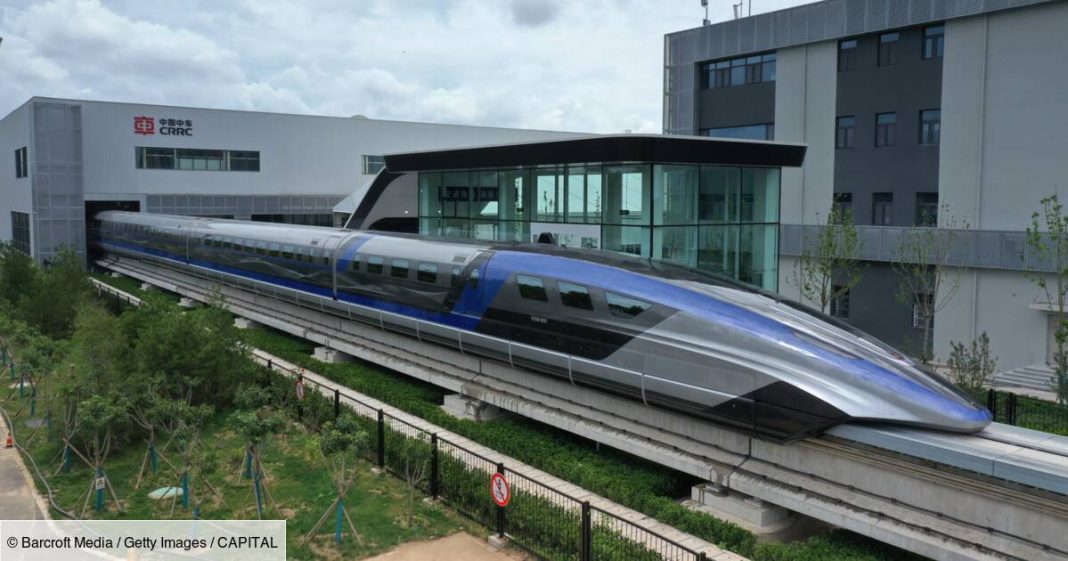 The fastest train in the world appeared in China

