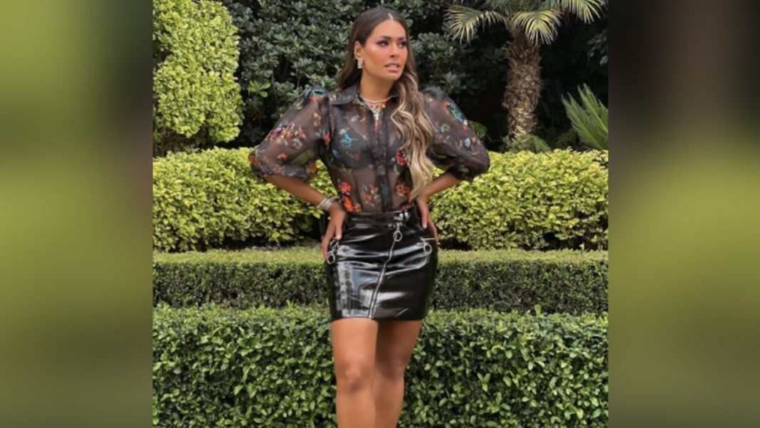 Gallia Montejo shows off her legs in a gorgeous dress in 'Hoy' and leads to Televisa TV frenzy: 'Divina'

