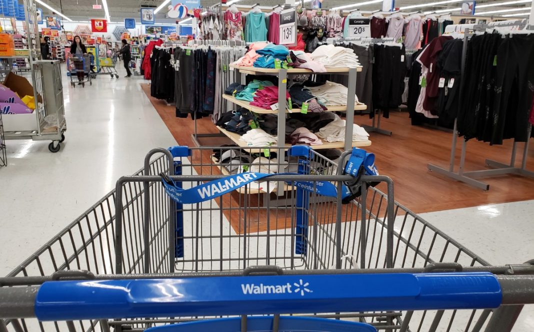 Actualmente, Walmart de México cuenta con dos unidades que funcionan con este modelo en el país. Foto: (Shutterstock)