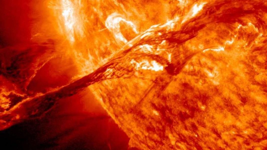 ALERT! Geomagnetic storm to hit Earth today, may affect satellites, electricity grids