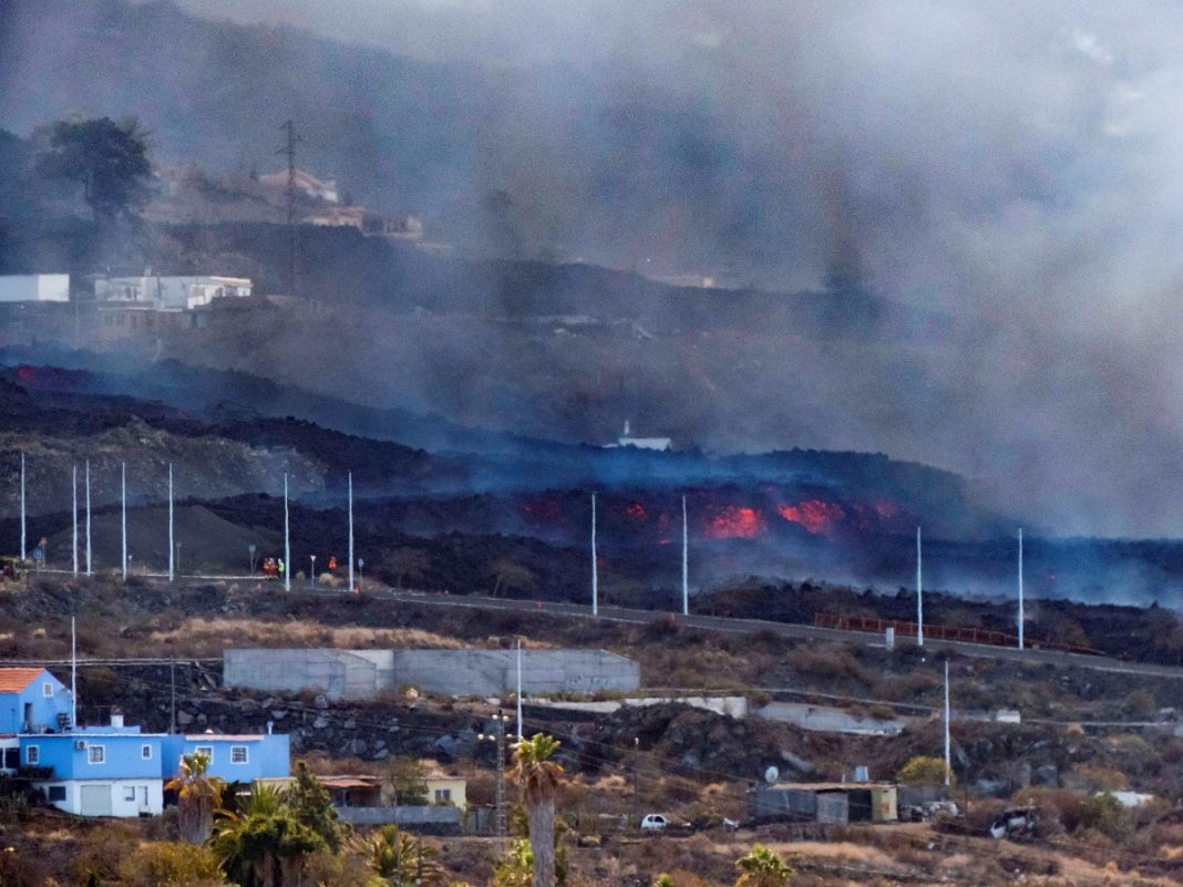 Cumbre Vega volcano is getting increasingly scary [FOTO e VIDEO]

