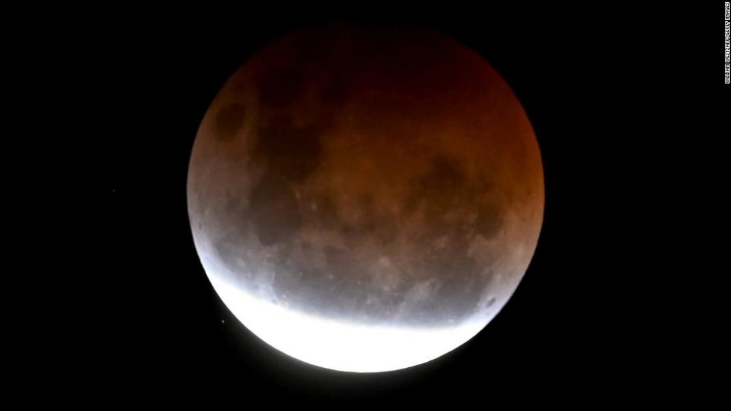 The longest partial lunar eclipse this century and the full moon: how and when to watch it

