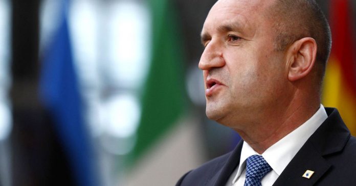 Bulgaria to vote, outgoing head of state Rumen Radev confirmed by a large majority

