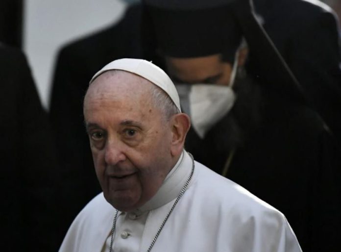   Athena, Pope Francis obscured by the Orthodox priest: You are a heretic.  Stay away

