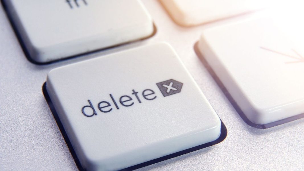 Is it really necessary to delete your emails to save the planet?

