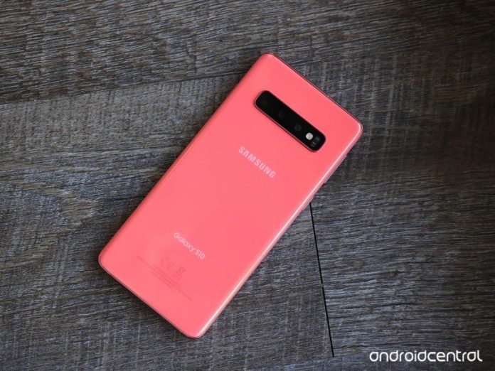 One UI 4 (Android 12) is out now for the Samsung Galaxy S10 and S20 FE

