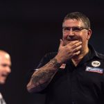 Shoot continues in World Cup Darts: Anderson wins duel of champions


