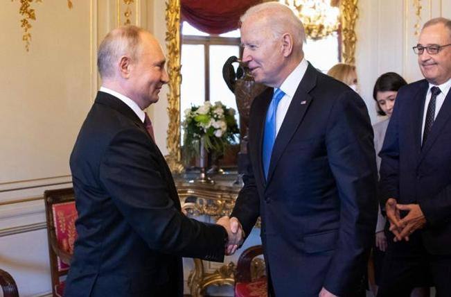 Crisis in Ukraine, diplomacy in action for a Biden-Putin meeting - Corriere.it

