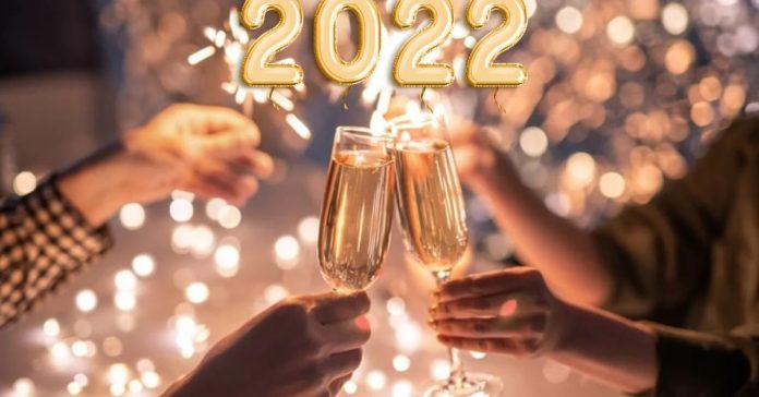 New Year 2022: the best phrases that you can send on WhatsApp, Facebook and other social networks for the New Year

