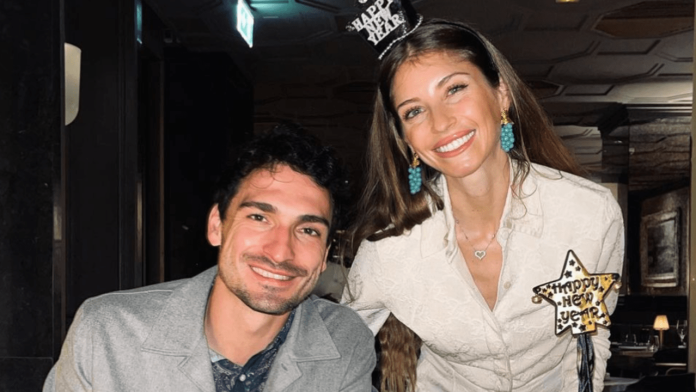 Kathy and Mats Hummels: New Years Eve as a Family - and Talks About a New Beginning - People

