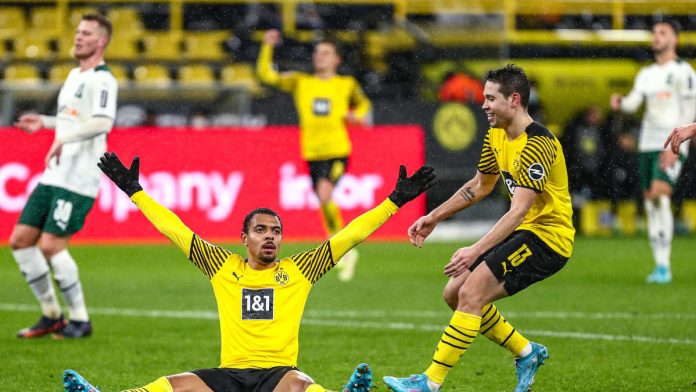 Borussia Dortmund Celebrates ShootSenfest Against Glotback - Before the End of Ft Hutter?


