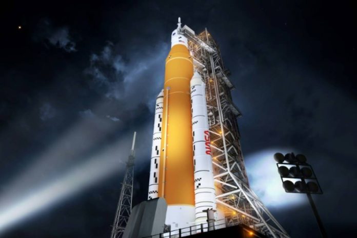 NASA's Future Moon Rocket Makes His Baptism ... From the Air - 03/17/2022 at 20:57

