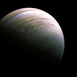 Juno captured images at a distance of 61,000 km.