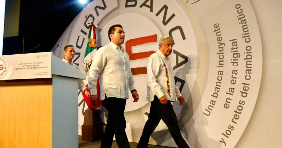 AMLO apologizes to Banksico for 'spoiled' rate hike - El Financiro

