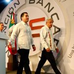 AMLO apologizes to Banksico for 'spoiled' rate hike - El Financiro

