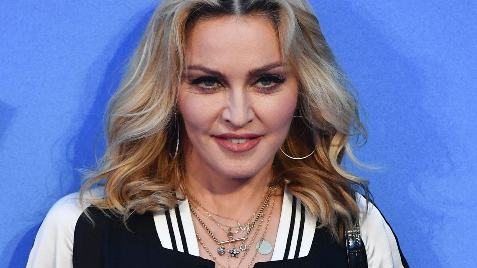 After fans' criticism new photos of Madonna without any filters