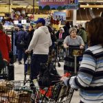 Trabajadores de supermercados en California irán a huelga
