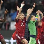 Liverpool in the quarter-finals, Bayern crush Salzburg


