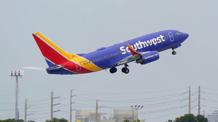 Southwest apologizes for delays and cancellations and blames technology issues

