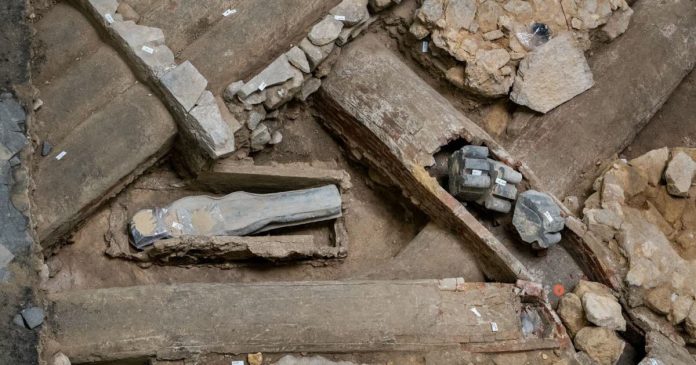 The mysterious lead sarcophagus will soon open

