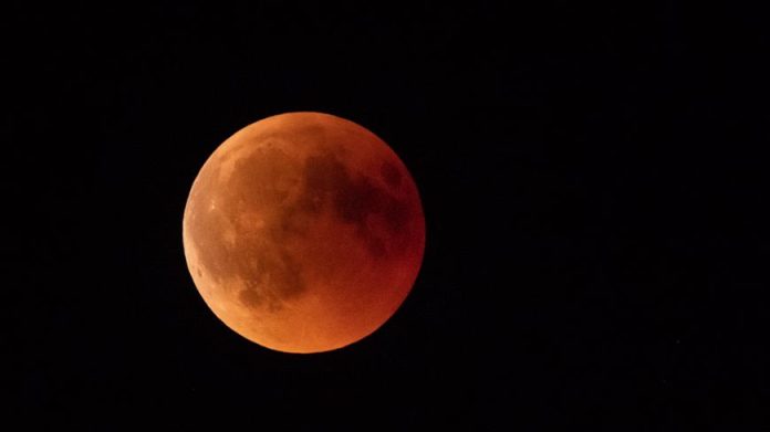 L'éclipse totale de Lune de juillet 2019.