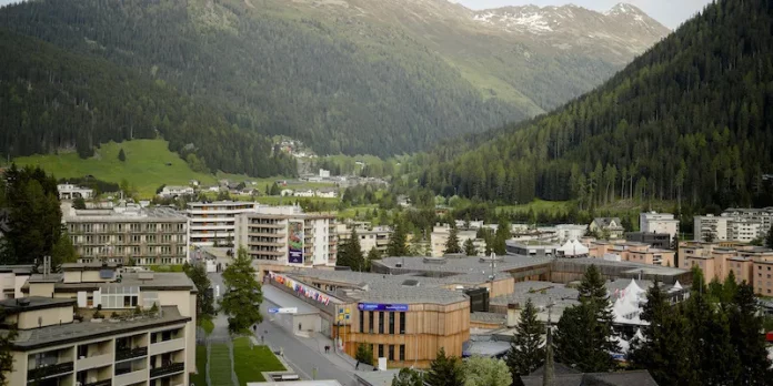 There are also millionaires in Davos who want to raise taxes

