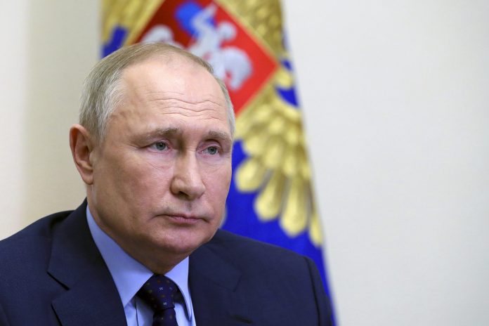 What retaliatory sanctions has Putin announced to the West and who can target them

