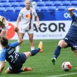  Women's football.  OL close to the title by beating Paris FC


