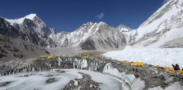 Nepal wants to move Everest base camp

