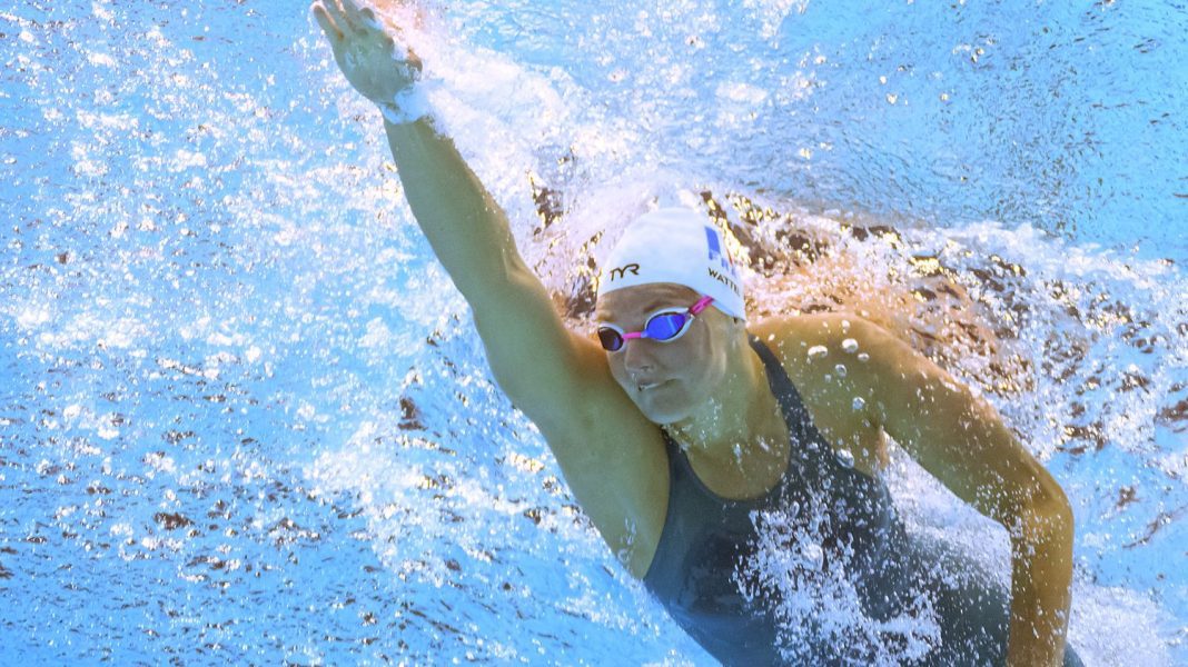 Marie Wattel qualified for the 100m freestyle final

