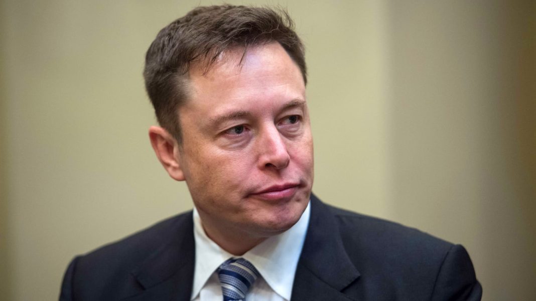 Elon Musk no longer wants to work remotely at his company

