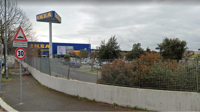 Anagnina: Thieves in an Ikea car park

